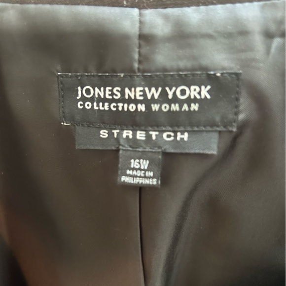 Jones New York Brown Blazer - Picture 5 of 7